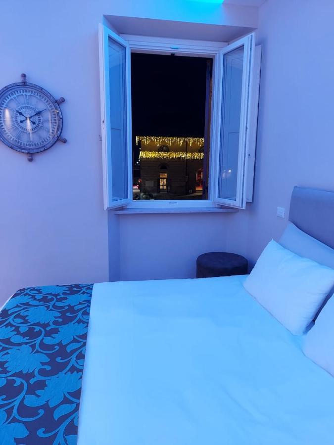 سينِغاليا La Romantica Camere E Wellness المظهر الخارجي الصورة